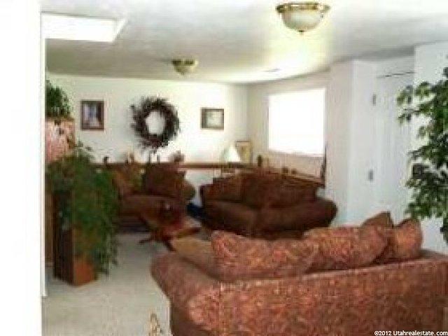 9807 Flint Dr, Sandy, UT 84094 — photo 5