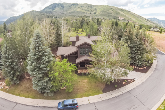 2585  Aspen Springs Dr
                     MLS #2172762