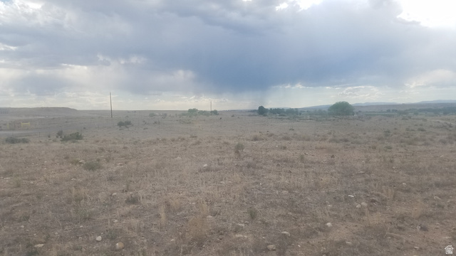 5363 E 4000 S, Myton, UT 84052 — photo 10