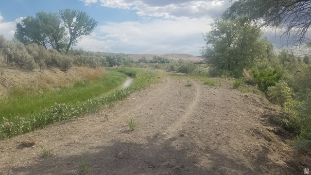 5363 E 4000 S, Myton, UT 84052 — photo 9