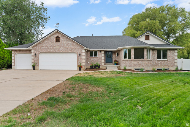 Main photo for 1740 W 200 N