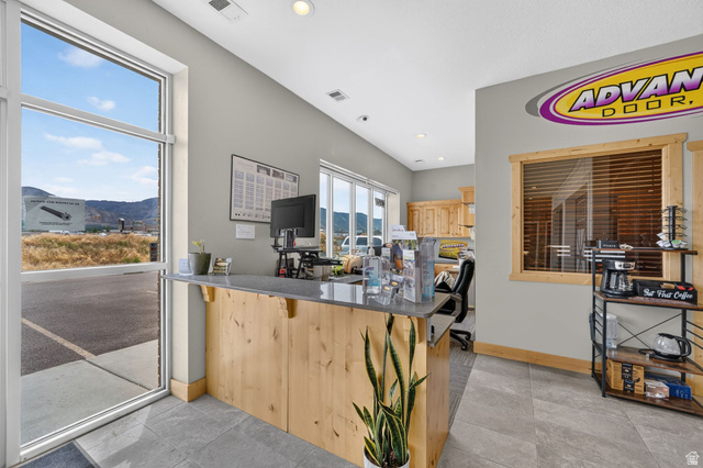 79 W 3100 N, Hyde Park, UT 84106 — photo 7
