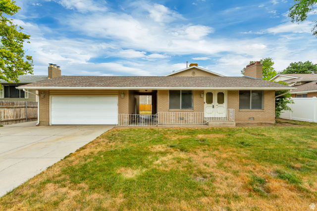 1447 E HOLLOW DALE DR, Salt Lake City UT 84121