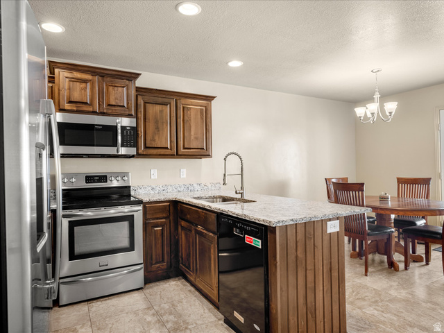 1146 W Excalibur Way, West Haven, UT 84401 — photo 3