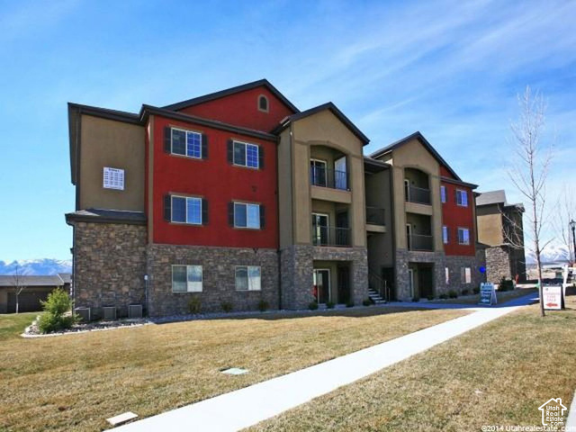 Main photo for 223 E Jordan Ridge Blvd #110