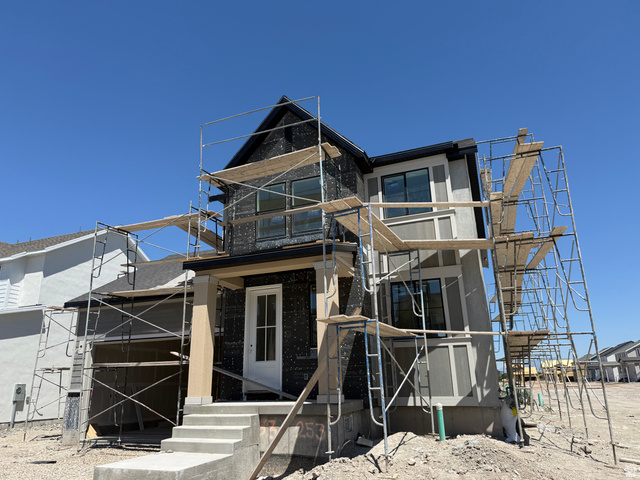 2762 W Guernsey Ln #253
                     MLS #2173049