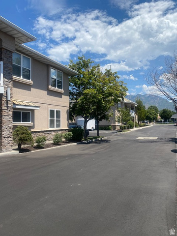 6780 S 1300 E #E, Salt Lake City, UT 84121 — photo 2