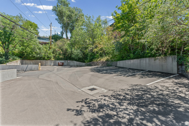 Property in Salt Lake City - View 26