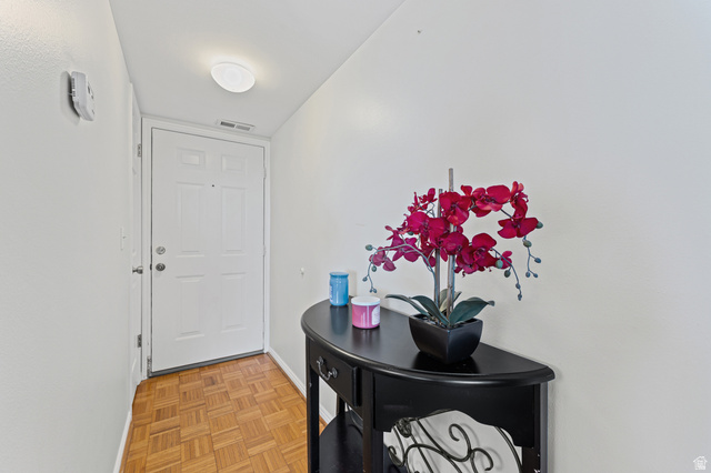 Property in Salt Lake City - View 9
