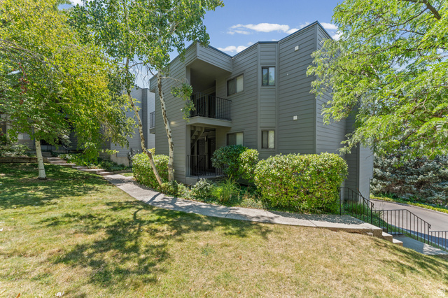 Property in Salt Lake City - View 2