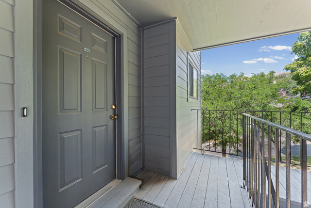 Property in Salt Lake City - View 23