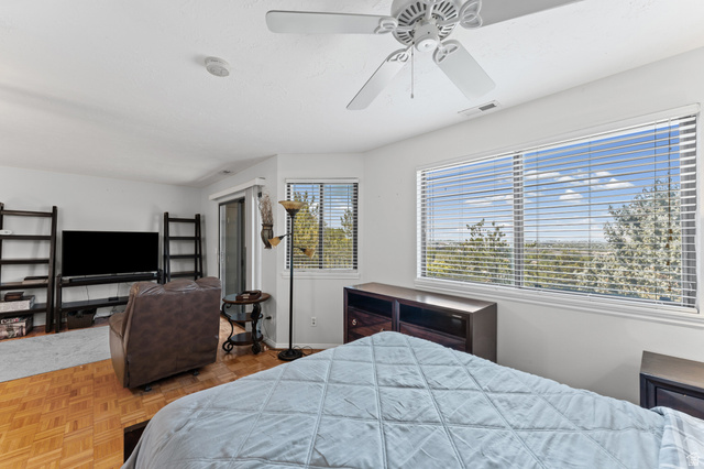 Property in Salt Lake City - View 16