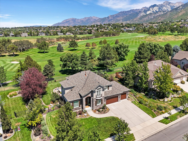 2185 E Catania Dr
                     MLS #2173296