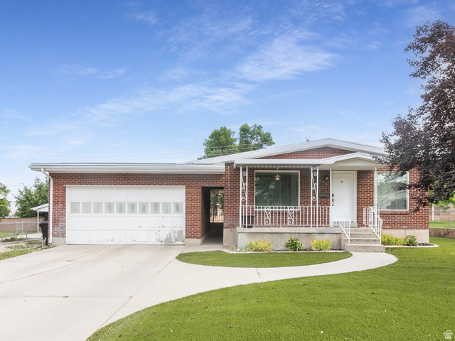 173 E 1050 N
                     MLS #2173300