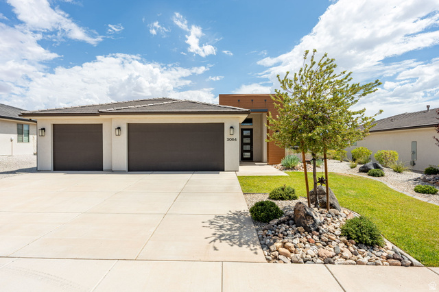 3084 E Fuchsia Dr
                     MLS #2173301