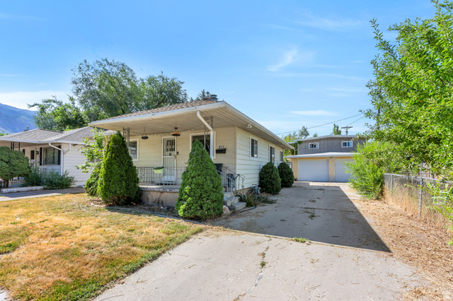 823  Kershaw St
                     MLS #2173337