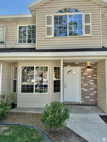 2724 S Centerbrook Dr
                     MLS #2173406