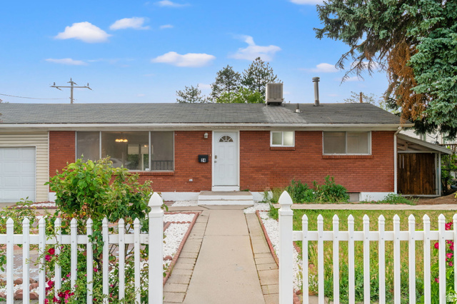 24 S 800 E
                     MLS #2173494