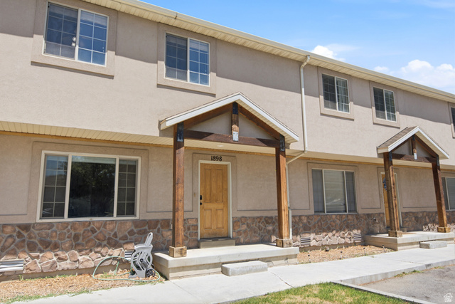 1898 GARDEN DR #3, Pleasant Grove UT 84062