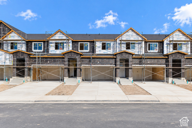 3733 S Santalum Ln #372
                     MLS #2173533