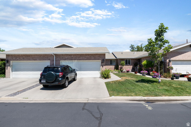 63 E 530 S
                     MLS #2173534