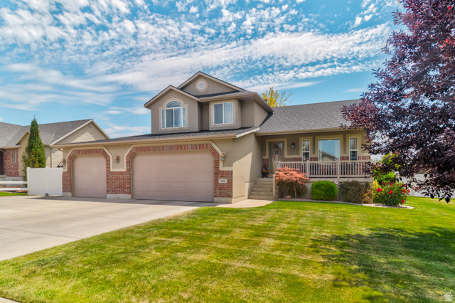 1661 W 1950 S
                     MLS #2173547