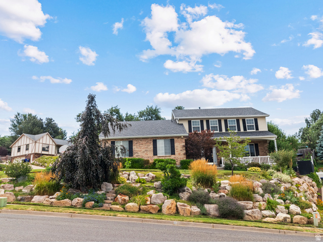 557 S Moss Hill Dr
                     MLS #2173625