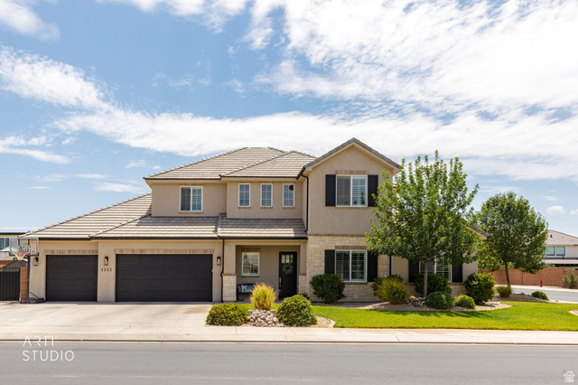 Main photo for 2252 E Fieldstone Cir