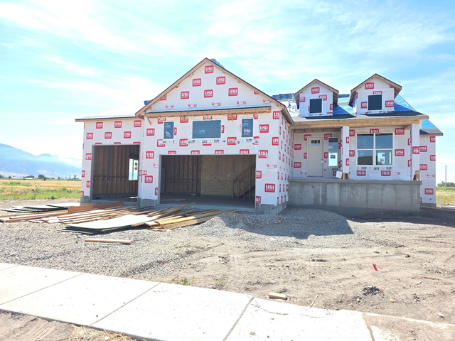 5585 W 9250 N #9
                     MLS #2173710