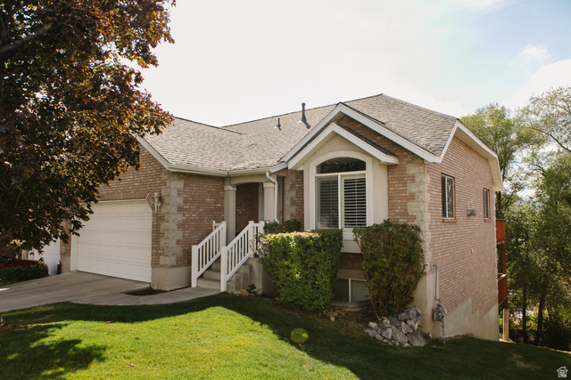 104 S Ridgeview Dr
                     MLS #2173714