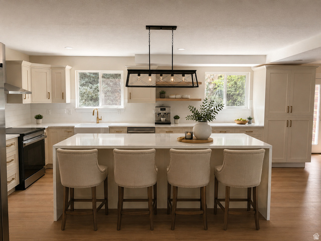 Property in Sandy - View 4