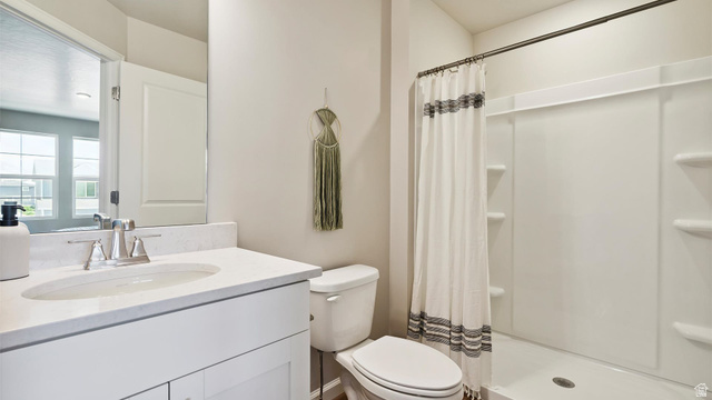 Property in Eagle Mountain - View 16
