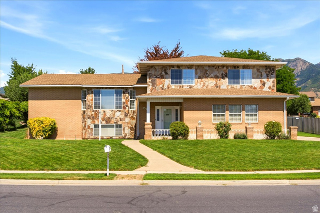 1388 N Hillsboro Dr
                     MLS #2173764