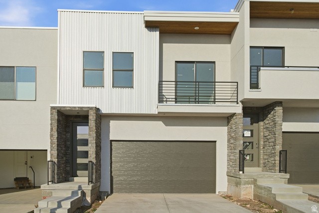 191 E 210 N
                     MLS #2173811