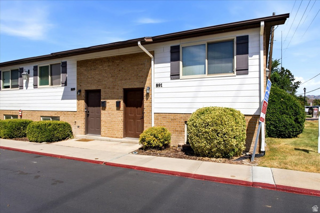 891 E Bristle Pl
                     MLS #2173835