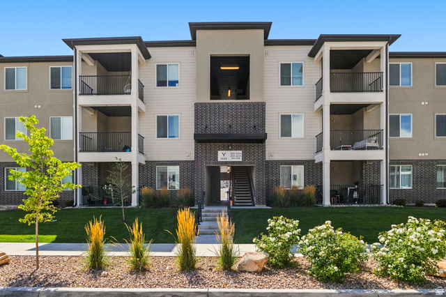 1345 N 3830 W #Y202, Lehi UT 84043