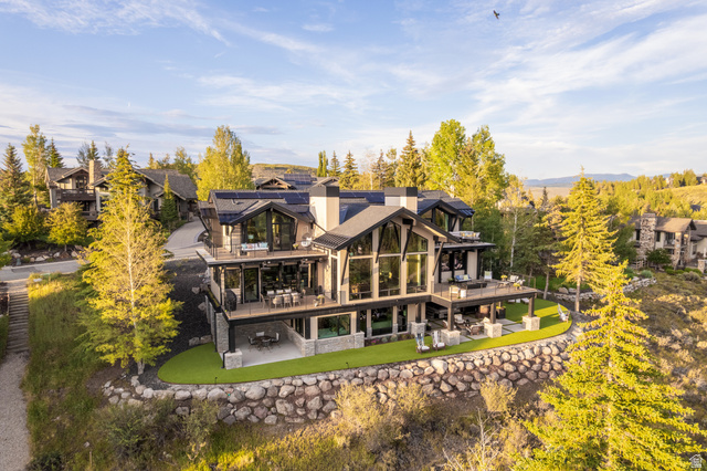 2580  Larkspur Dr
                     MLS #2173882