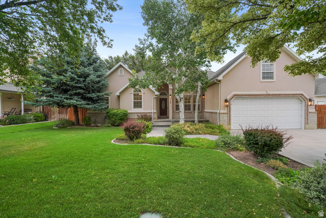 558 N Baker Ln  (270 E)
                     MLS #2173886