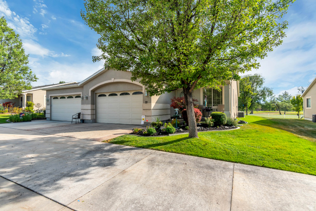 Main photo for 33  Clubhouse Dr