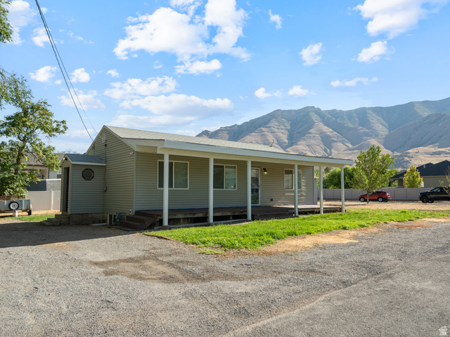 1811 Shepard Ln, Lake Point, UT 84074 — photo 9
