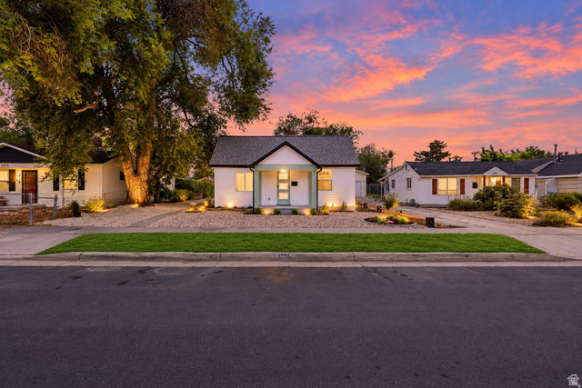 1385 W Pacific Ave
                     MLS #2174062