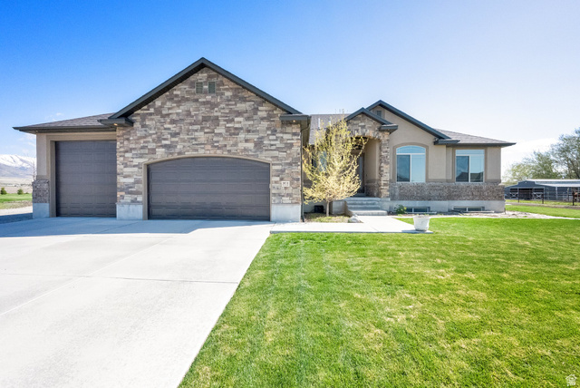 302  Old Farm Rd
                     MLS #2174066