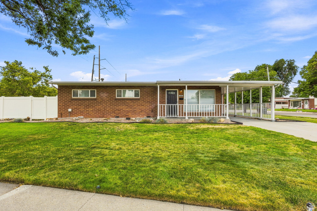 1209 W Dupont Ave
                     MLS #2174095