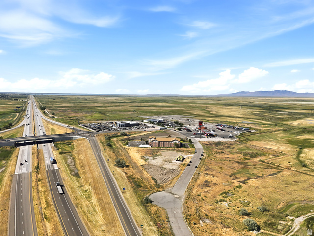 995 S 1600 W #12/13, Perry, UT 84302 — photo 2