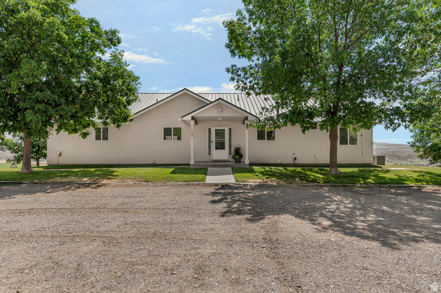 1457 E 4600 N, Preston, ID 83263 — photo 2