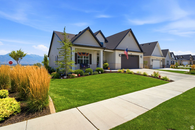 Main photo for 1508 N Starry Way