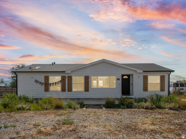 225 N 100 W
                     MLS #2174308