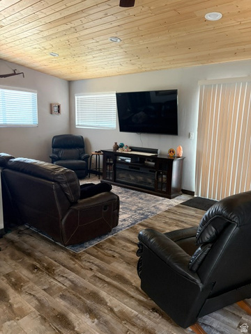 1049 Lewis Dr, Tabiona, UT 84072 — photo 9