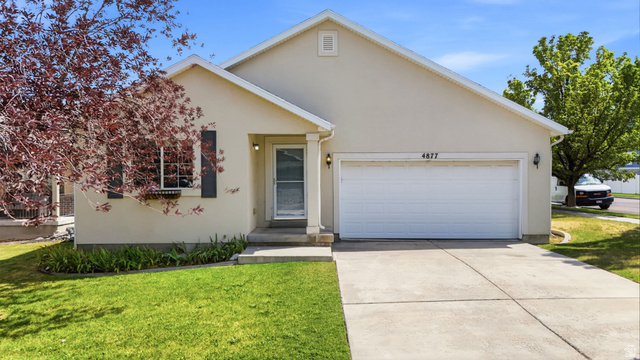 4877 W Quartz Valley Cir
                     MLS #2174474