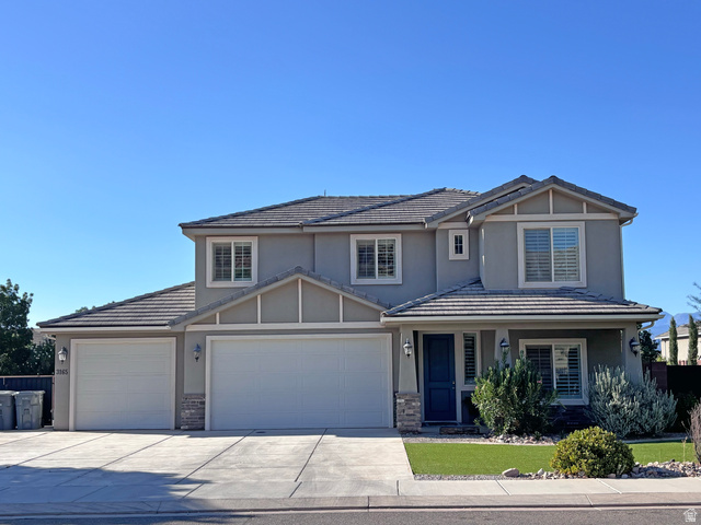 3165 E Maple Dr
                     MLS #2174550